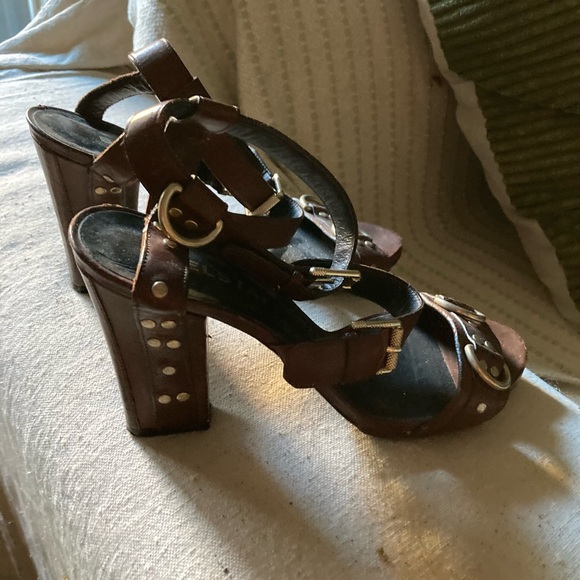 Belstaff UK Dark Brown Studded Tooled Leather Heels 4” Size 37 - Picture 1 of 8